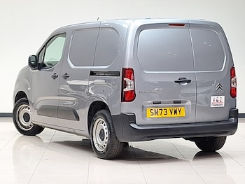 Used Citroen Berlingo 2023 for sale - 76160788: Photo