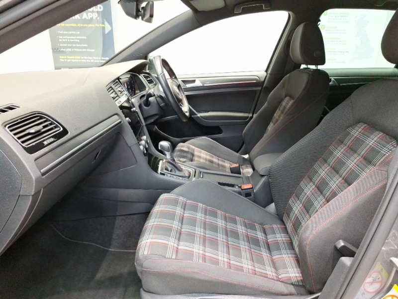 Used Volkswagen Golf 2019 for sale - 77689698: Photo 5