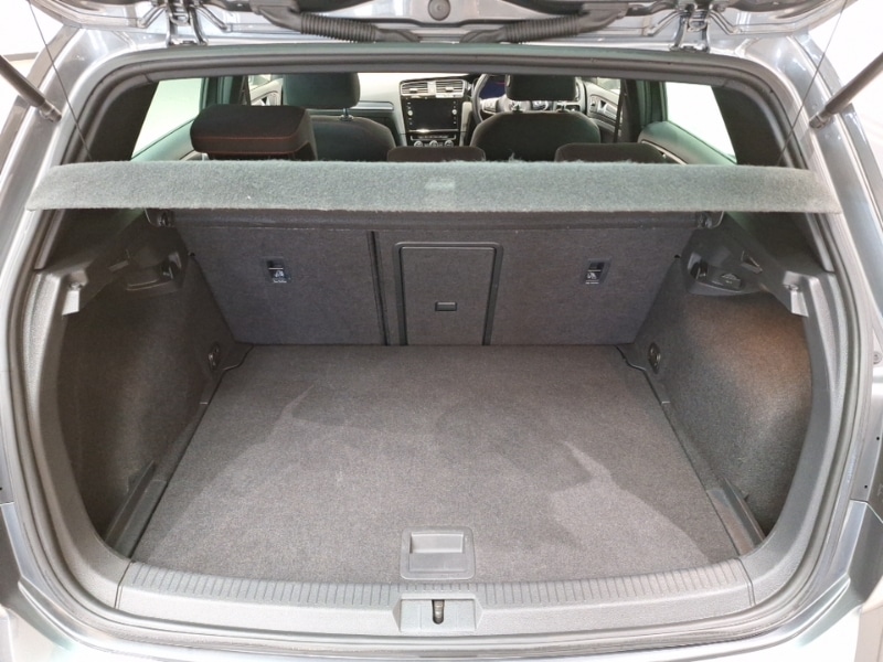 Used Volkswagen Golf 2019 for sale - 77689698: Photo 8