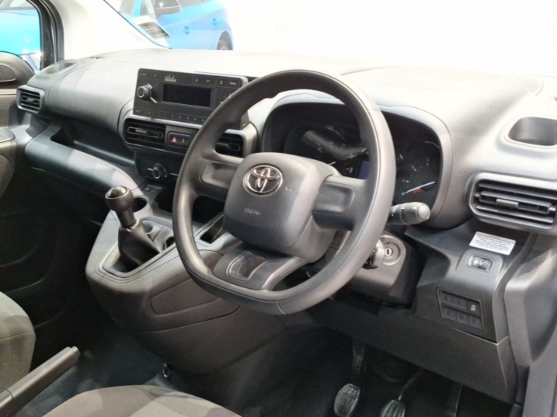 Used Toyota ProAce 2021 for sale - 77682569: Photo 2