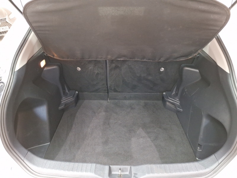 Used Toyota Yaris Cross 2022 for sale - 76639504: Photo 8