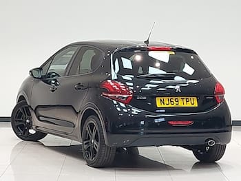Used Peugeot 208 2019 for sale - 79686299: Photo