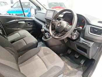 Used Renault Trafic 2024 for sale - 79207874: Photo