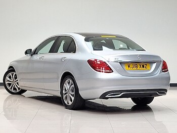 Used Mercedes-Benz C Class 2018 for sale - 76483904: Photo