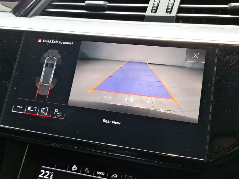 Used Audi e-tron 2021 for sale - 77126656: Photo 13