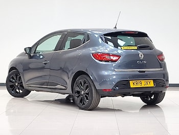 Used Renault Clio 2019 for sale - 79267795: Photo