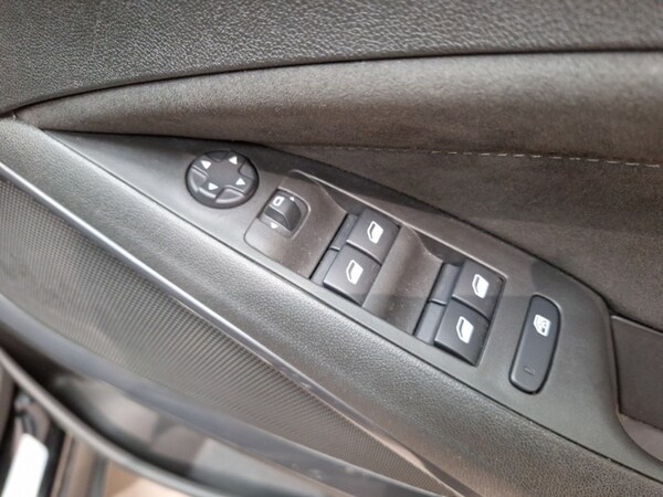 Used Vauxhall Crossland 2022 for sale - 76254474: Photo 17