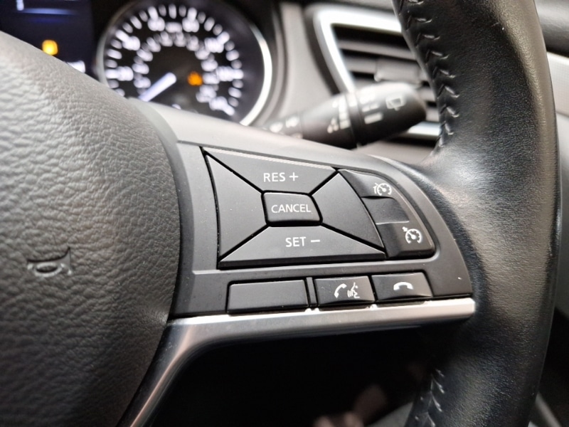 Used Nissan Qashqai 2018 for sale - 77142015: Photo 16