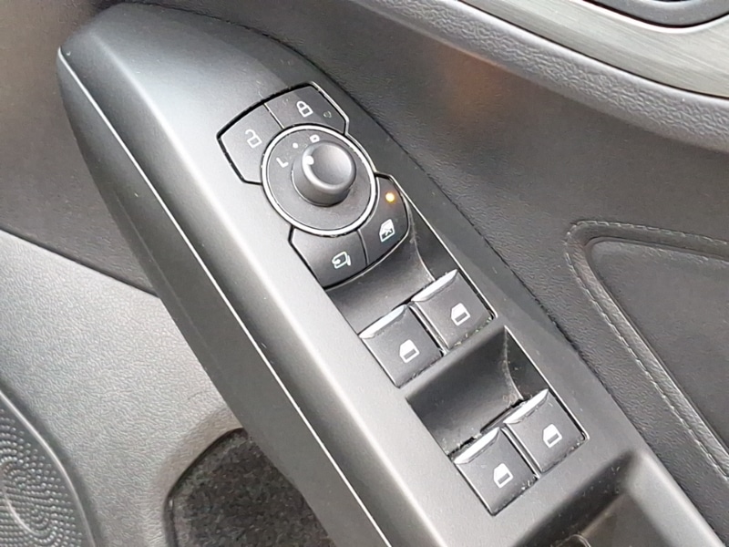 Used Ford Focus 2023 for sale - 77939201: Photo 17