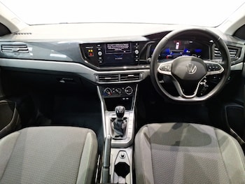 Used Volkswagen Polo 2023 for sale - 76437819: Photo