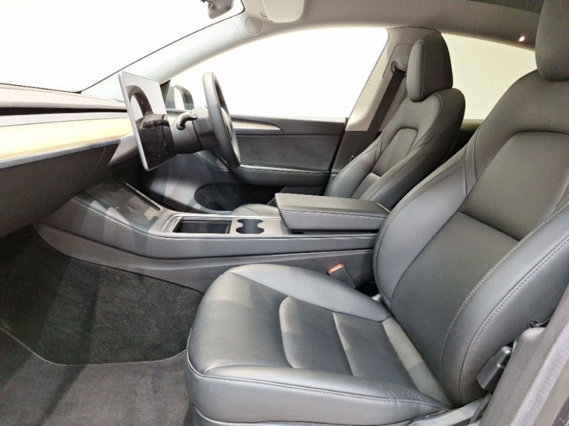 Used Tesla Model Y 2022 for sale - 77035232: Photo 5