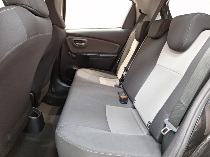 Used Toyota Yaris 2017 for sale - 76661666: Photo 6