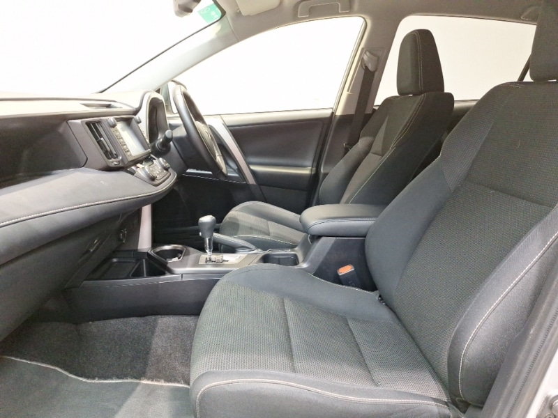 Used Toyota RAV4 2016 for sale - 77278435: Photo 5