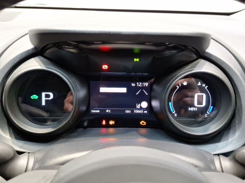 Used Toyota Yaris 2023 for sale - 77149768: Photo 11