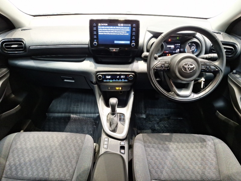 Used Toyota Yaris 2023 for sale - 77149768: Photo 2