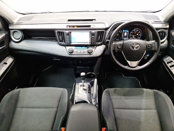 Used Toyota RAV4 2016 for sale - 76947530: Photo