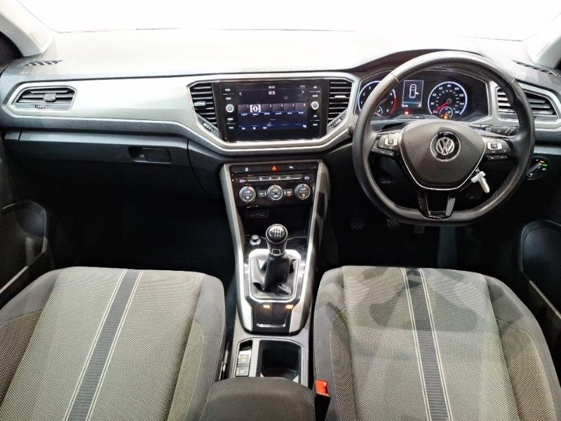 Used Volkswagen T-Roc 2020 for sale - 76054353: Photo 2