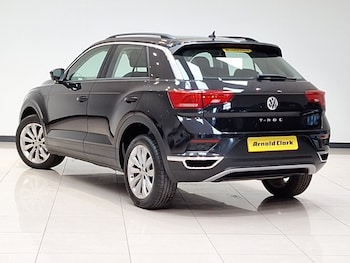 Used Volkswagen T-Roc 2020 for sale - 76054353: Photo