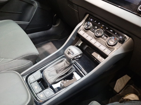 Used Skoda Karoq 2024 for sale - 76150748: Photo 15