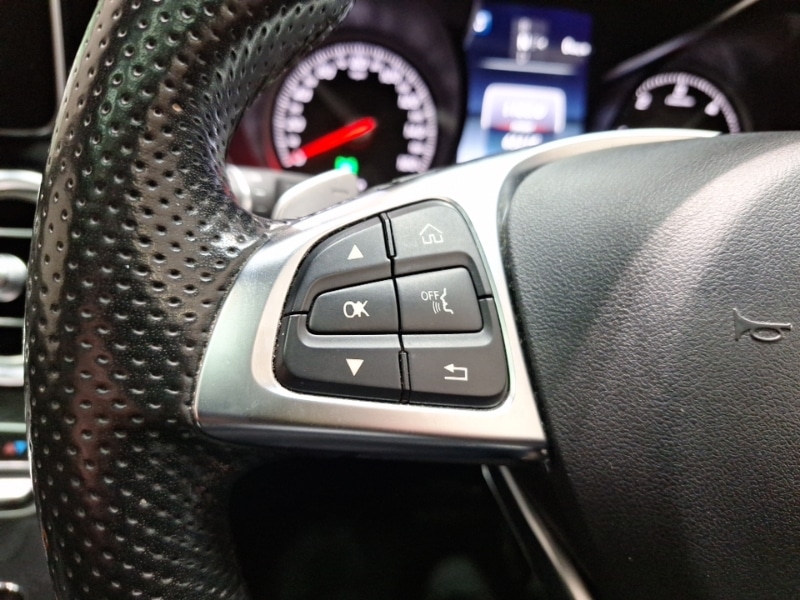 Used Mercedes-Benz GLC 2017 for sale - 77992710: Photo 16