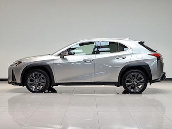 Used Lexus UX 2019 for sale - 79493259: Photo