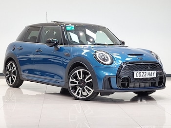 Used MINI Hatch 2024 for sale - 79361082: Photo
