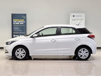 Used Hyundai i20 2018 for sale - 78225232: Photo