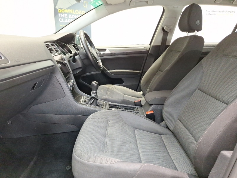 Used Volkswagen Golf 2017 for sale - 78065750: Photo 5