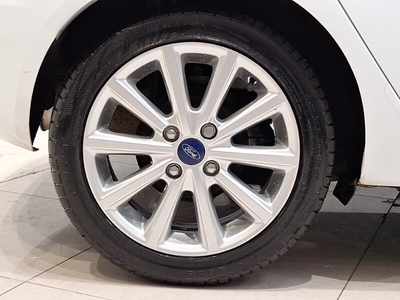 Used Ford Fiesta 2017 for sale - 77223936: Photo 12