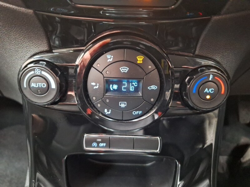 Used Ford Fiesta 2017 for sale - 77223936: Photo 14