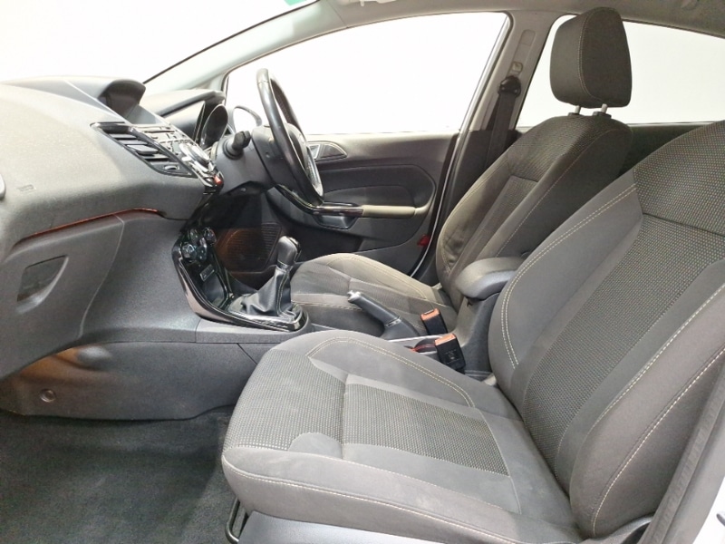 Used Ford Fiesta 2017 for sale - 77223936: Photo 5