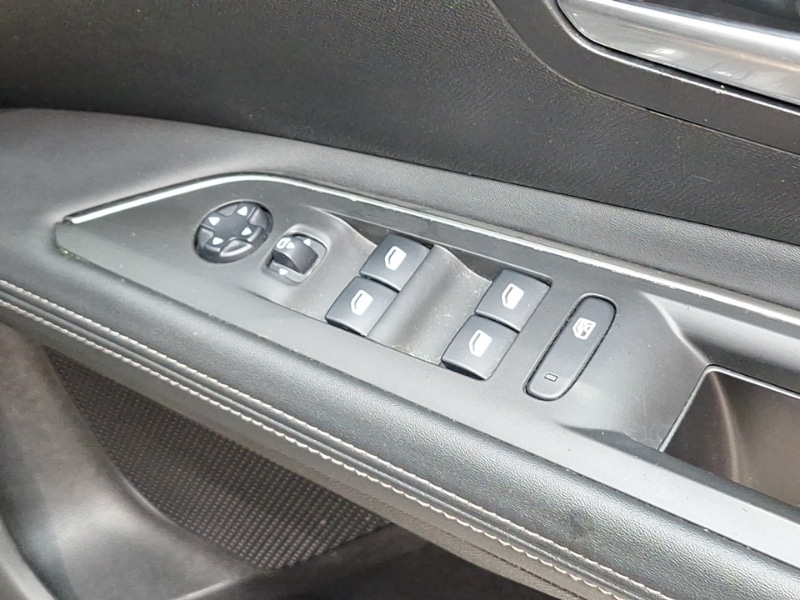 Used Peugeot 3008 2019 for sale - 77964312: Photo 17