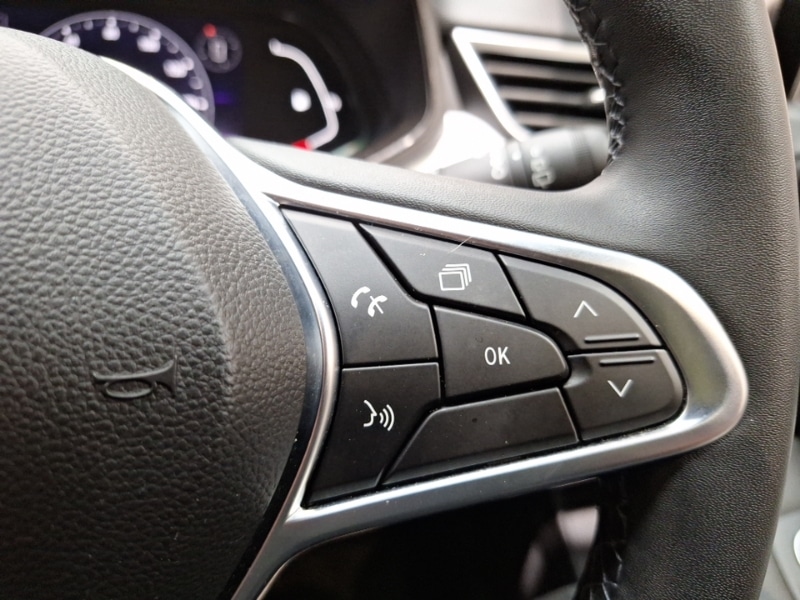 Used Renault Clio 2023 for sale - 77596010: Photo 16