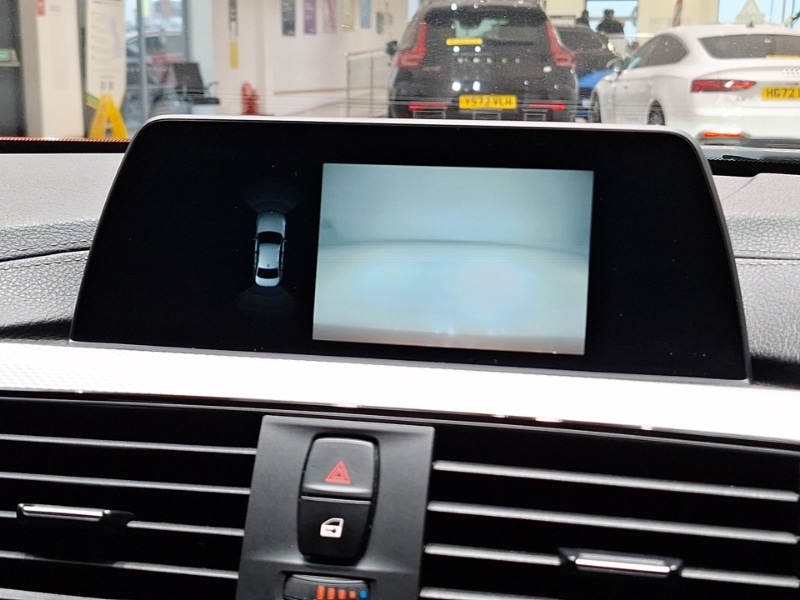 Used BMW 3 Series 2018 for sale - 77596021: Photo 13