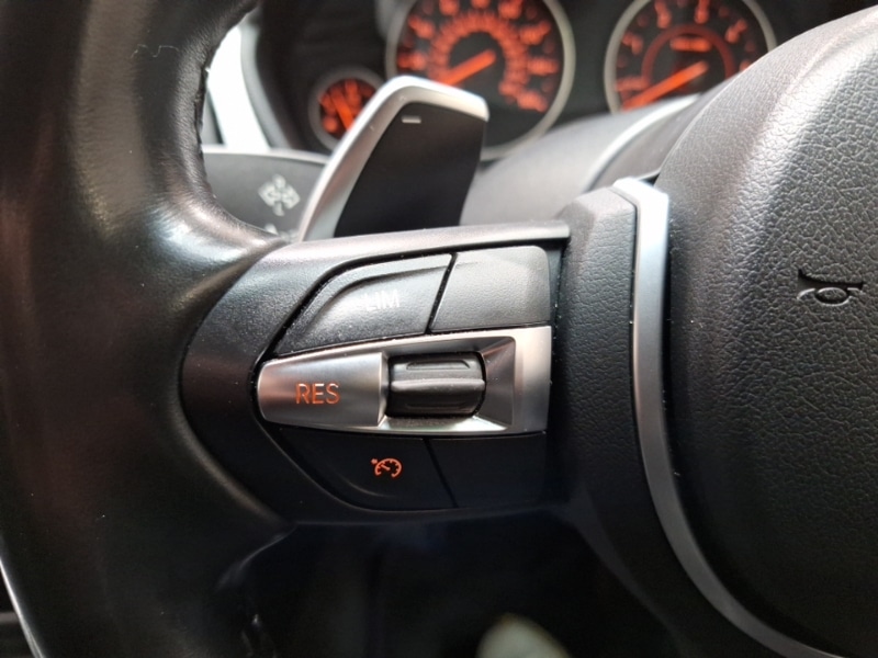 Used BMW 3 Series 2018 for sale - 77596021: Photo 15