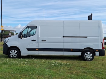 Used Renault Master 2023 for sale - 79513520: Photo