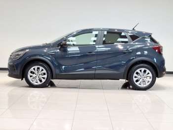 Used Renault Captur 2022 for sale - 74303405: Photo