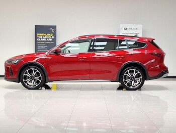 Used Ford Focus 2023 for sale - 77977546: Photo