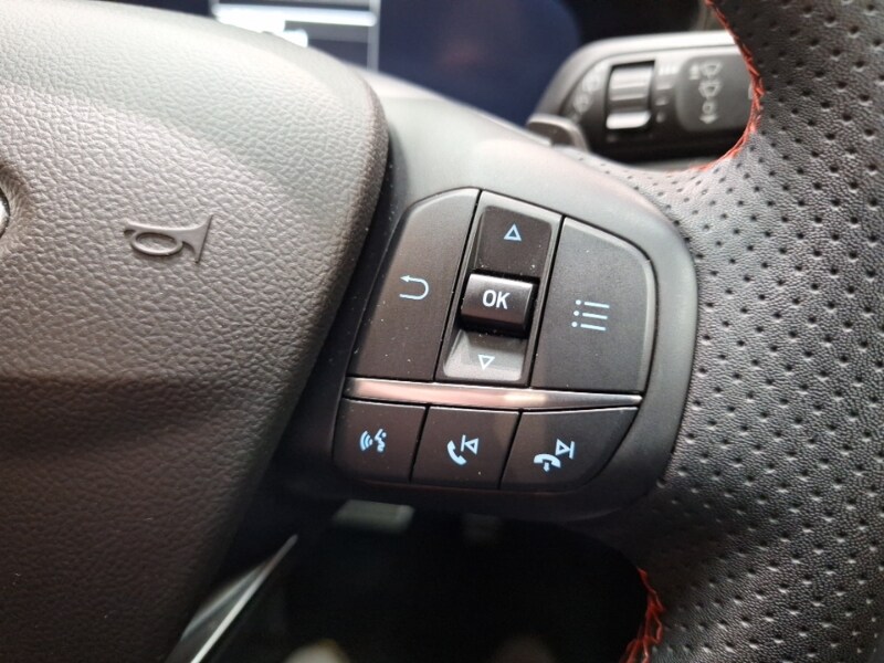 Used Ford Focus 2023 for sale - 77948131: Photo 16