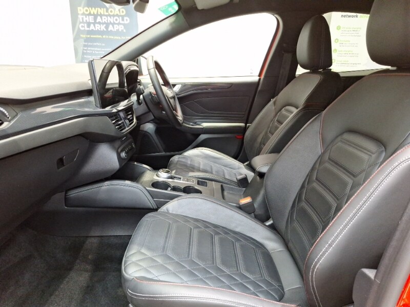 Used Ford Focus 2023 for sale - 77948131: Photo 5