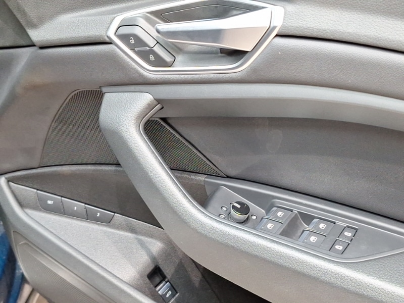 Used Audi e-tron 2021 for sale - 77361021: Photo 17