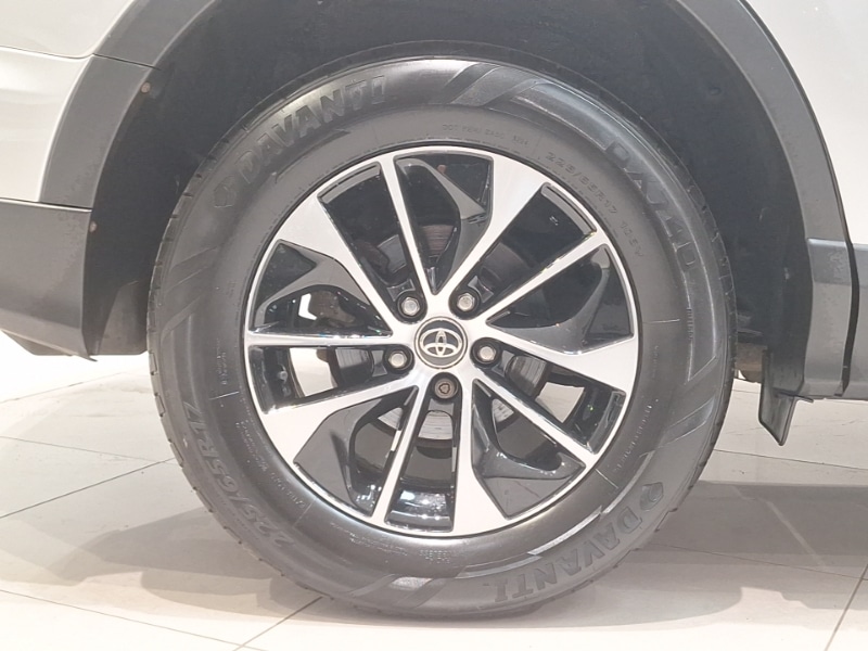 Used Toyota RAV4 2016 for sale - 77580006: Photo 12