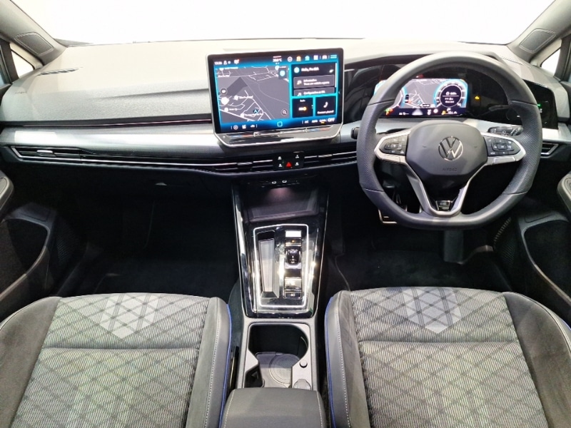 Used Volkswagen Golf 2024 for sale - 76427724: Photo 2