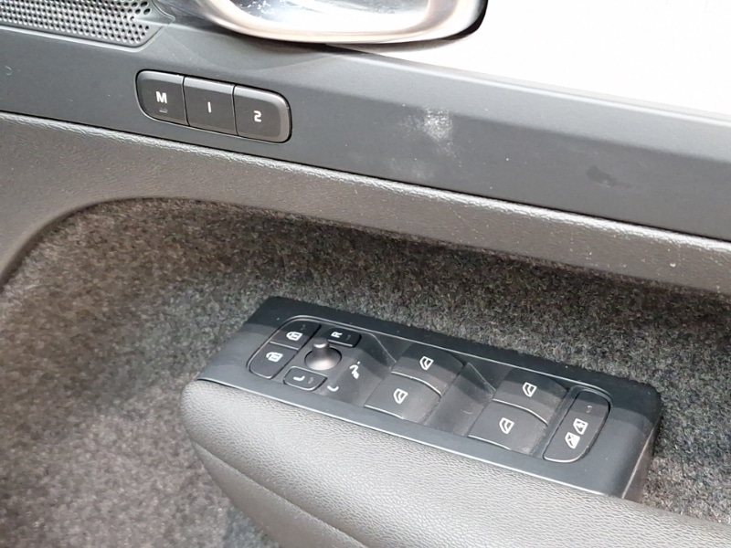 Used Volvo XC40 2022 for sale - 77338043: Photo 16