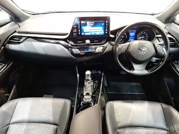 Used Toyota C-HR 2019 for sale - 79534612: Photo