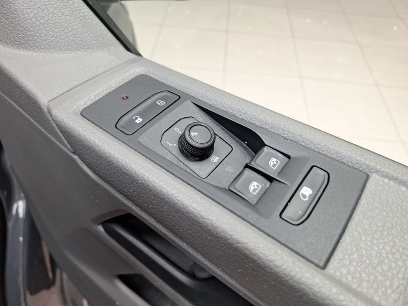 Used Volkswagen Transporter 2022 for sale - 78163917: Photo 17