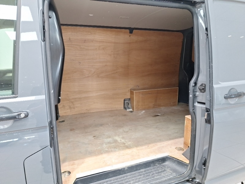 Used Volkswagen Transporter 2022 for sale - 78163917: Photo 6