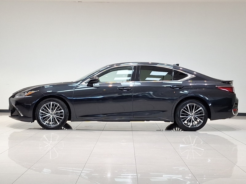 Used Lexus ES 2022 for sale - 76258369: Photo 4