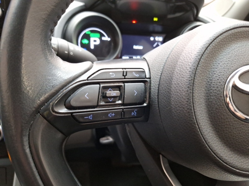 Used Toyota Yaris Cross 2022 for sale - 76707791: Photo 15