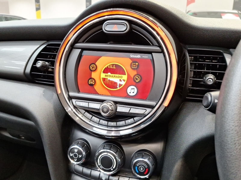 Used MINI Convertible 2018 for sale - 77942758: Photo 10